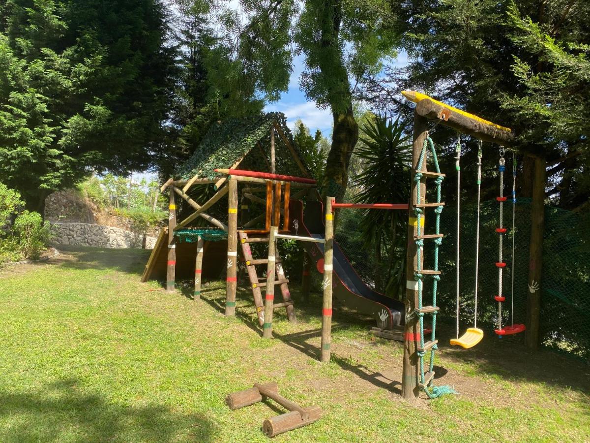 Quinta Leiras De Mondim * Pico